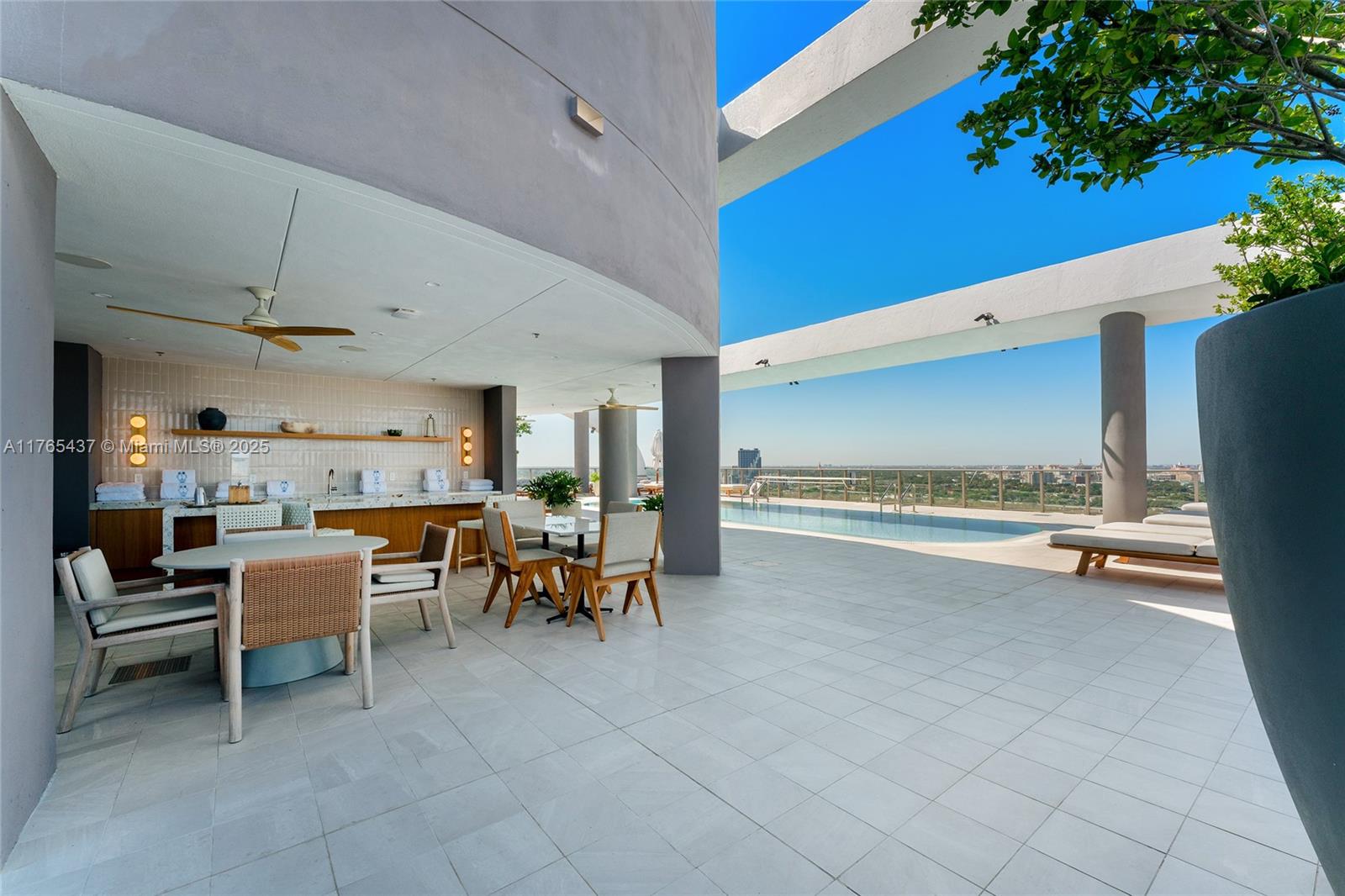 MR C TIGERTAIL TOWER - Residential Lease