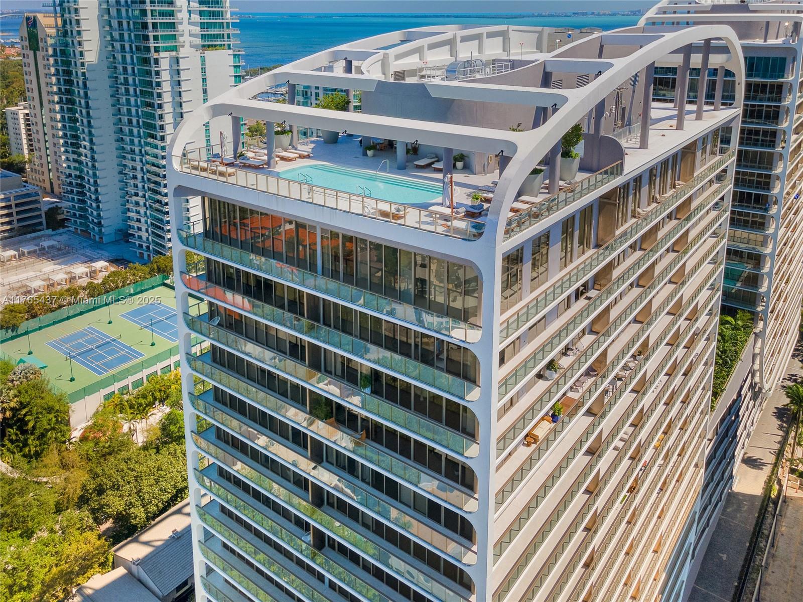 MR C TIGERTAIL TOWER - Residential Lease