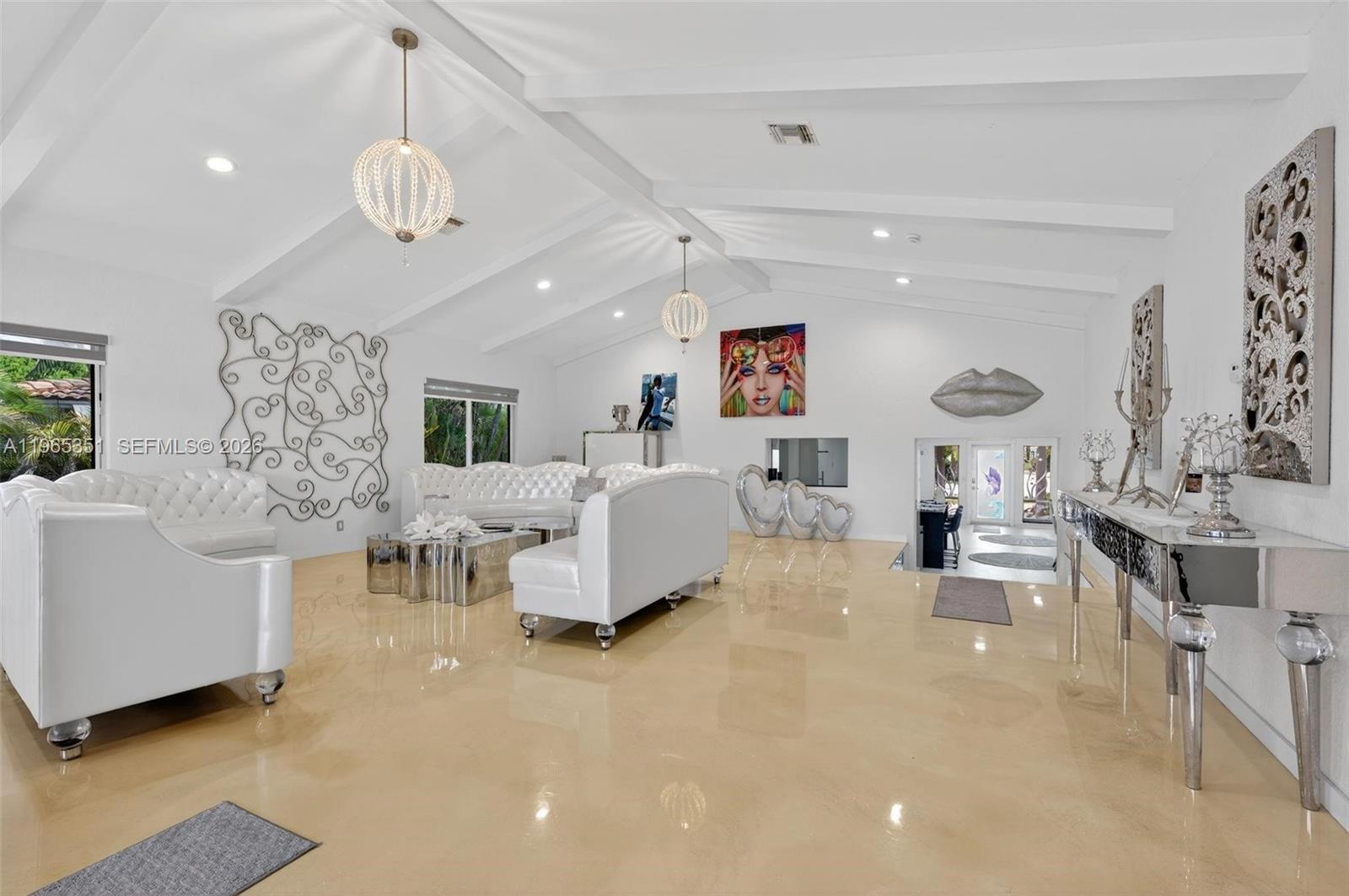 POMPANO BEACH PARK - Residential