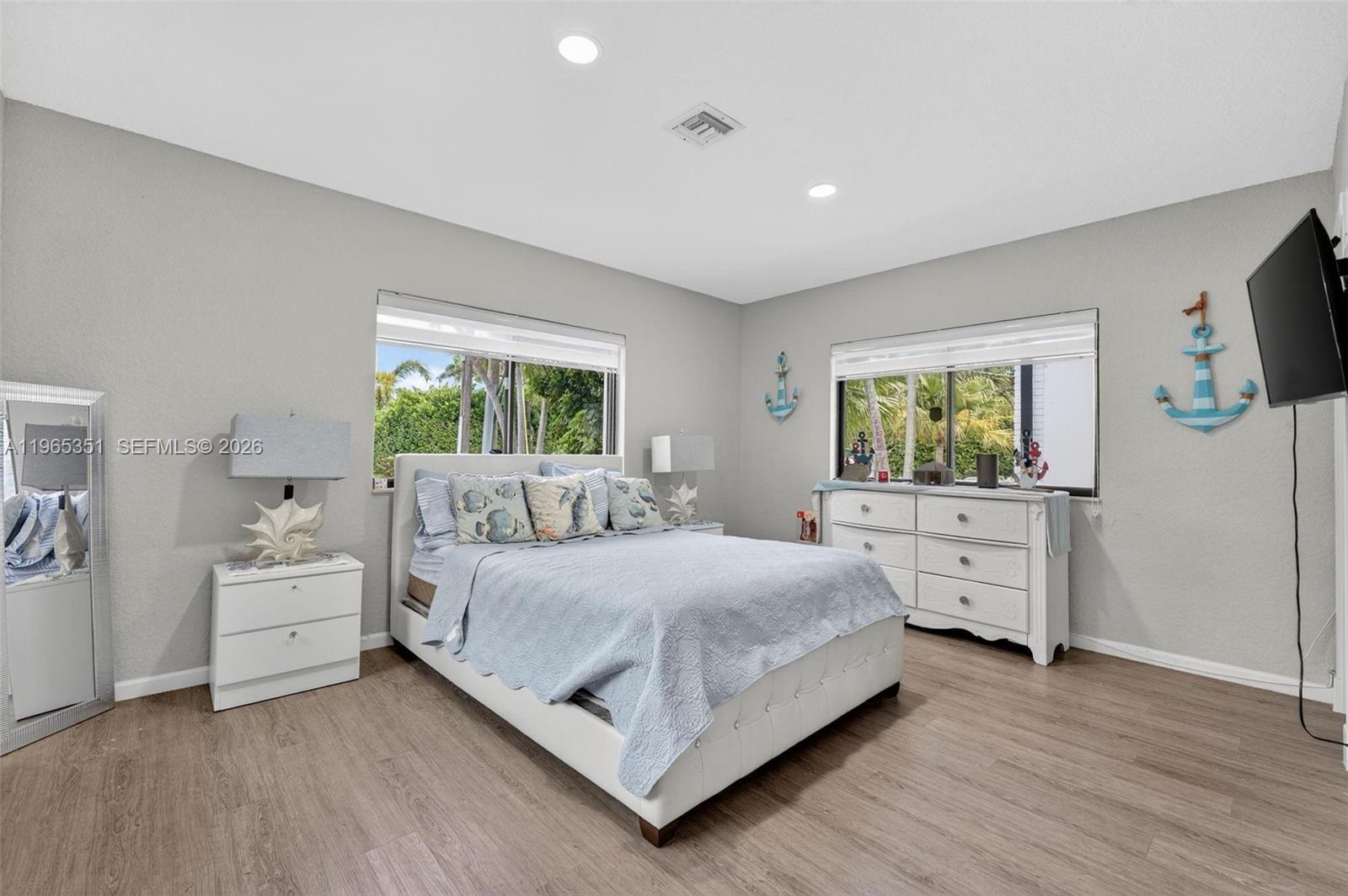 POMPANO BEACH PARK - Residential