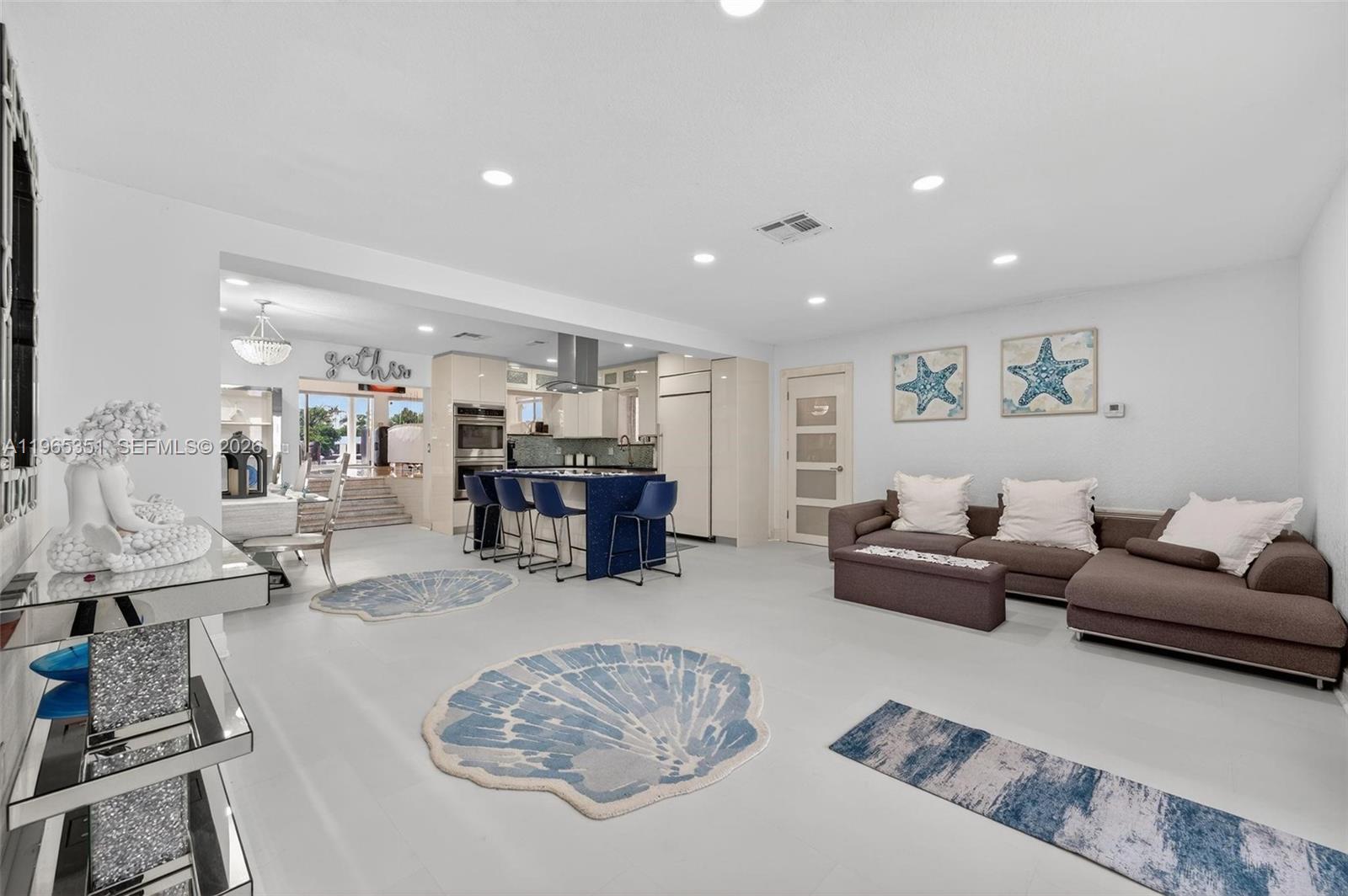 POMPANO BEACH PARK - Residential