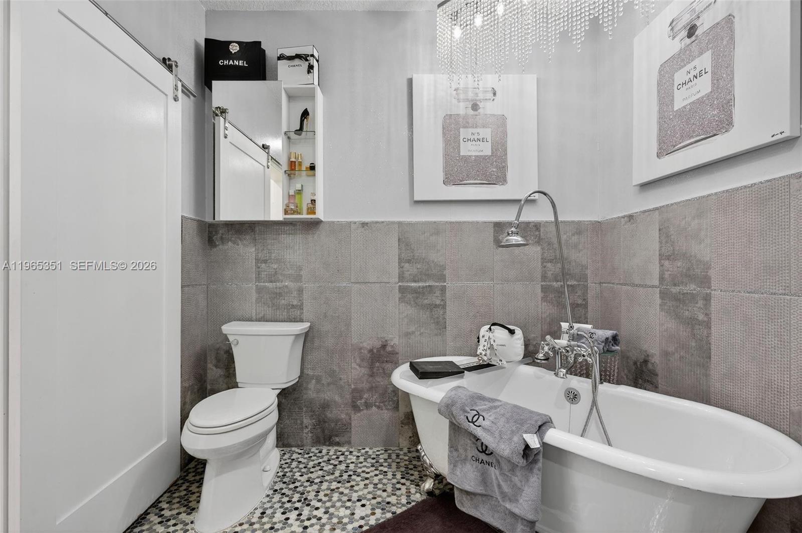 POMPANO BEACH PARK - Residential