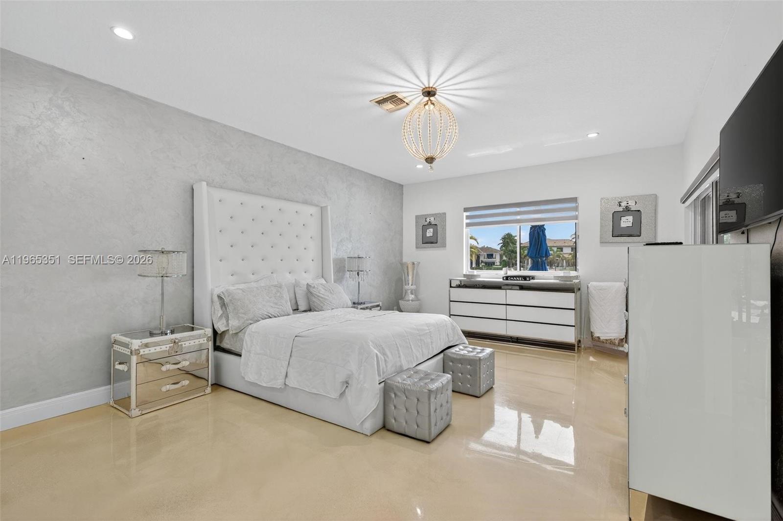 POMPANO BEACH PARK - Residential