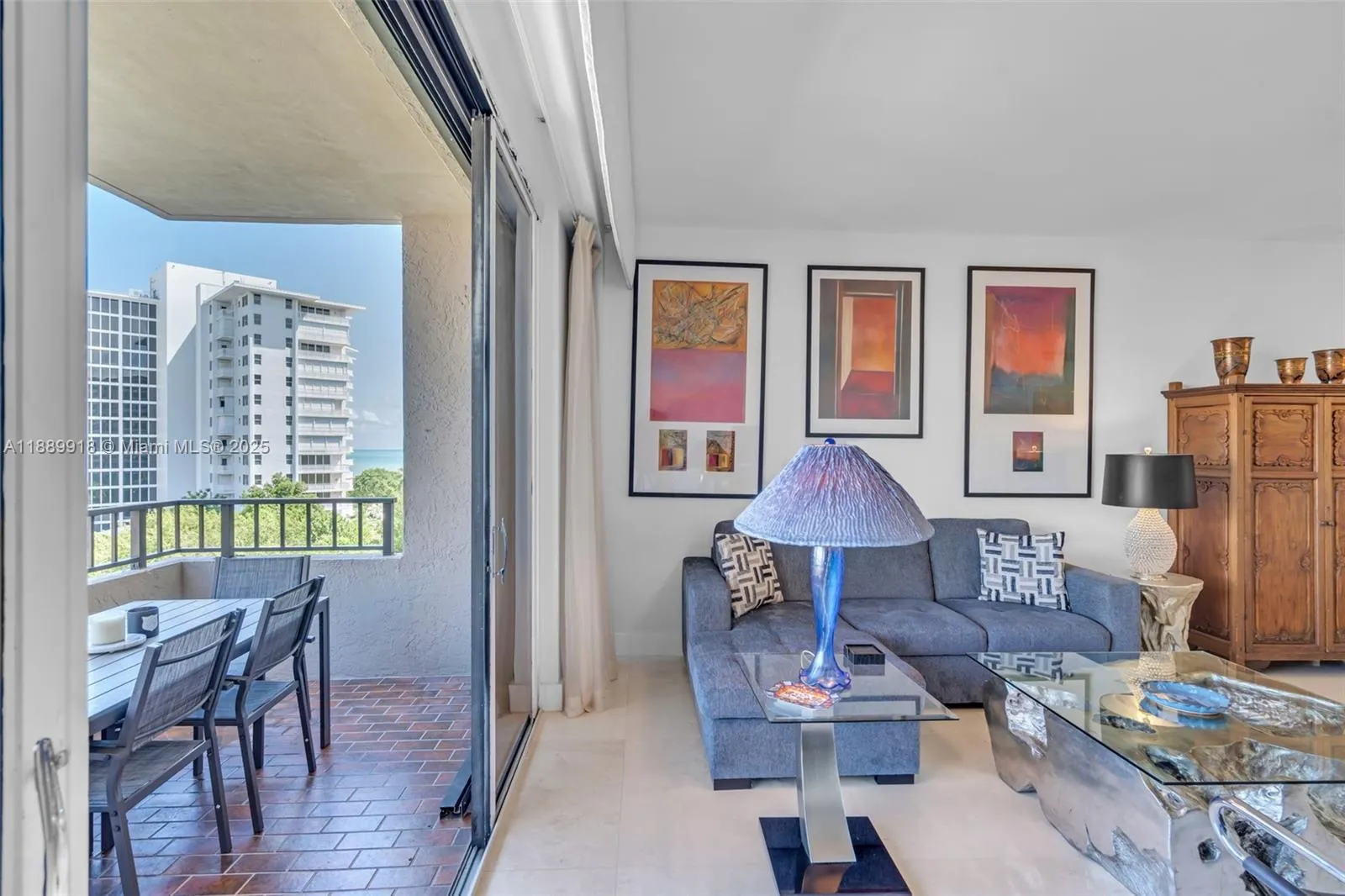 Key Biscayne, Florida 33149, United States, 2 Bedrooms Bedrooms, ,2 BathroomsBathrooms,Residential,Active,221434