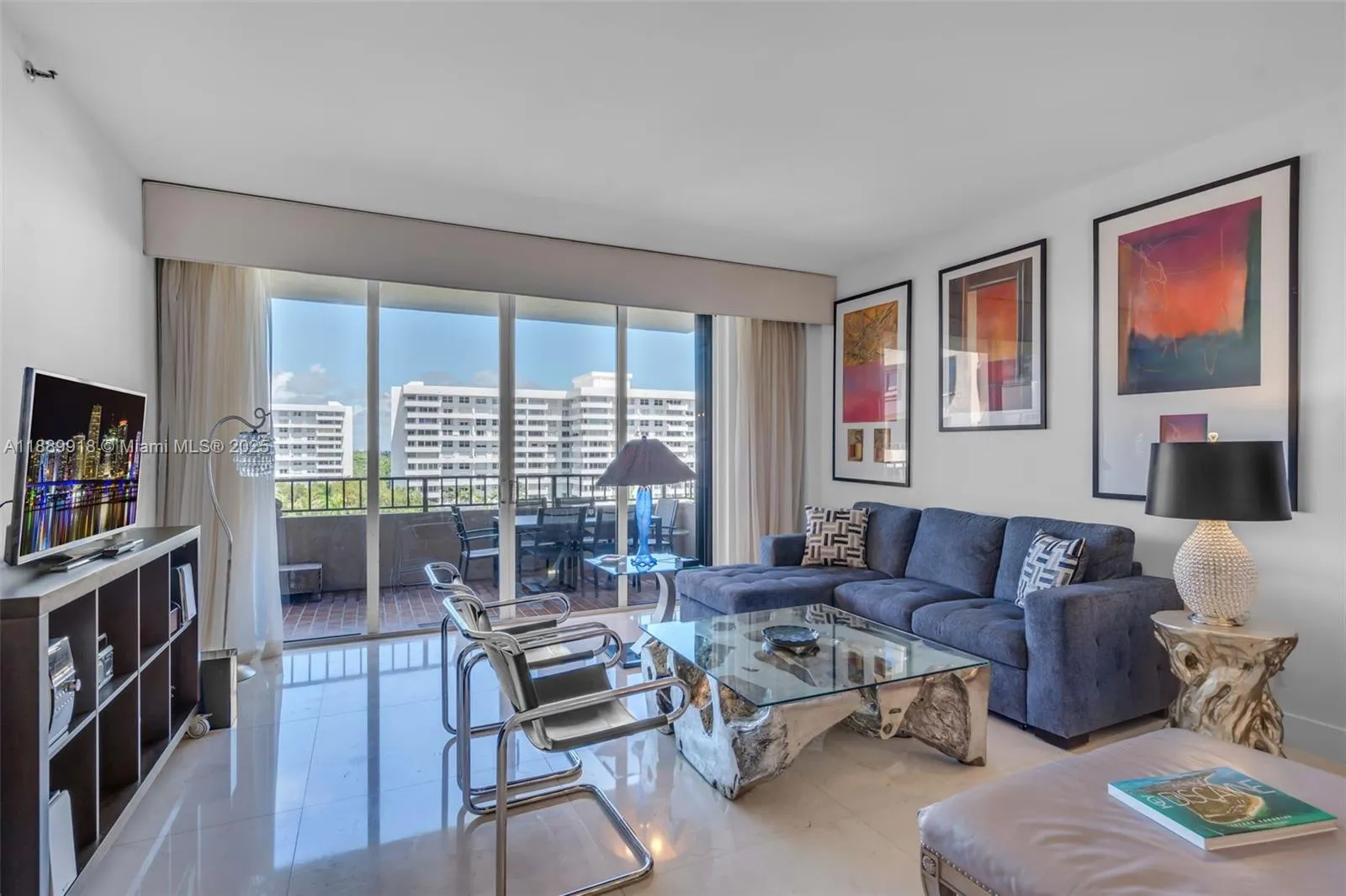 Key Biscayne, Florida 33149, United States, 2 Bedrooms Bedrooms, ,2 BathroomsBathrooms,Residential,Active,221434