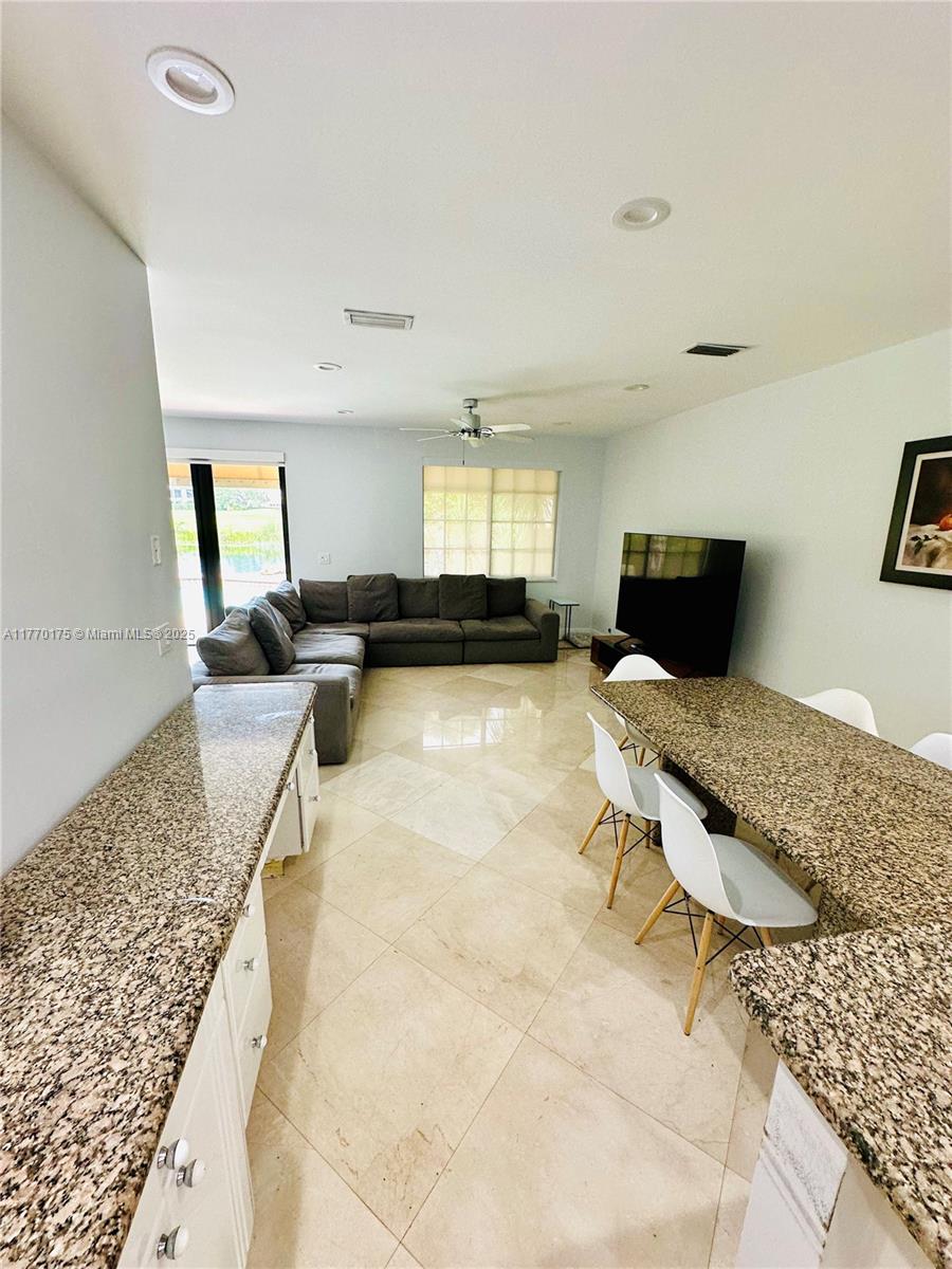 ASCOT VILLAS AT EAGLE TRA - Residential Lease