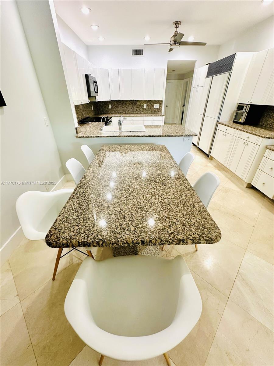 ASCOT VILLAS AT EAGLE TRA - Residential Lease