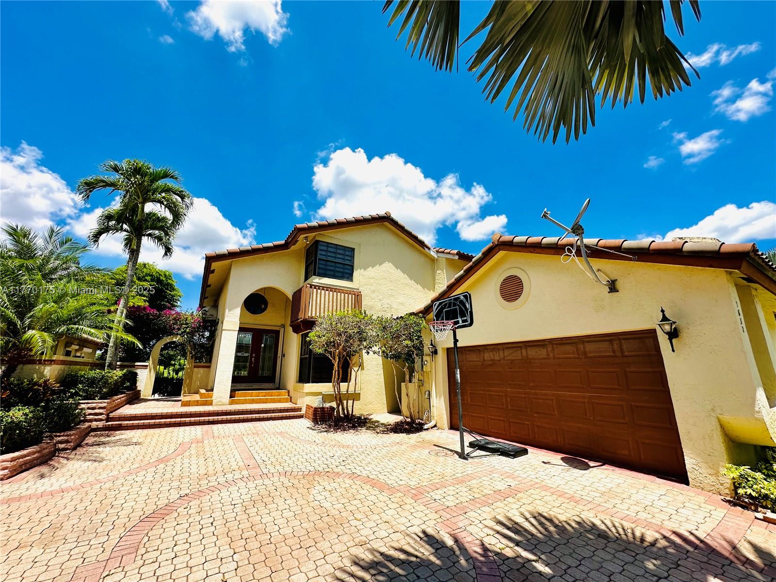 ASCOT VILLAS AT EAGLE TRA - Residential Lease