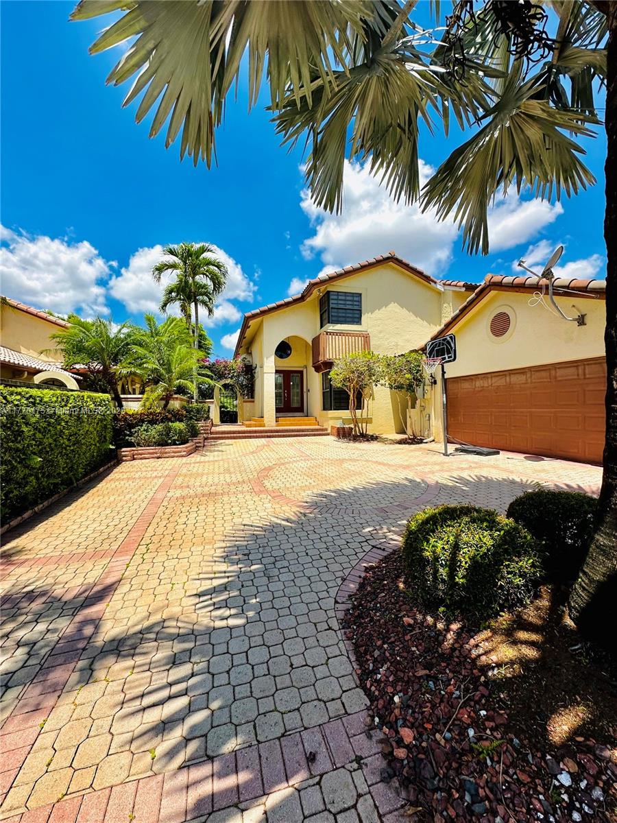 ASCOT VILLAS AT EAGLE TRA - Residential Lease