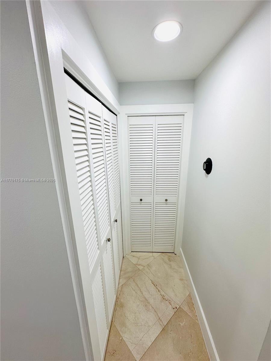 ASCOT VILLAS AT EAGLE TRA - Residential Lease