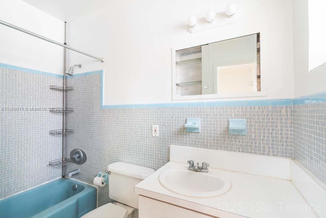 Alton Beach Bay Front Res - Residential Lease