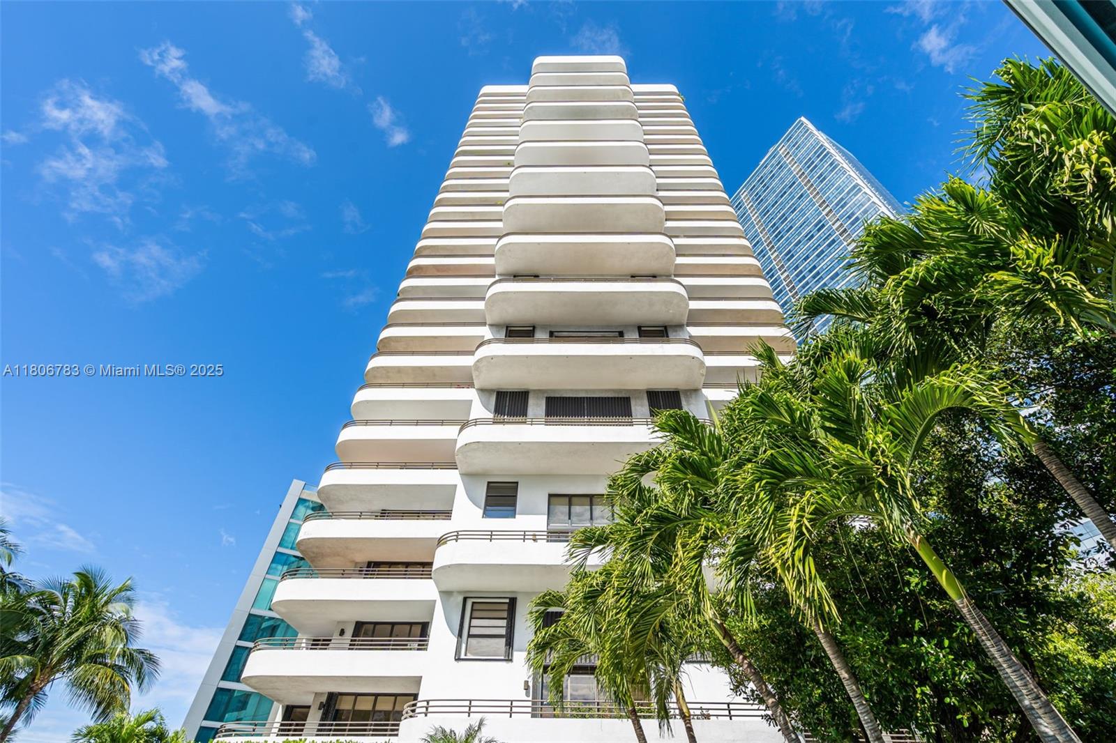 151 Se 15th Rd 302, Miami, Broward County, Florida - 2 Bedrooms  
2 Bathrooms - 