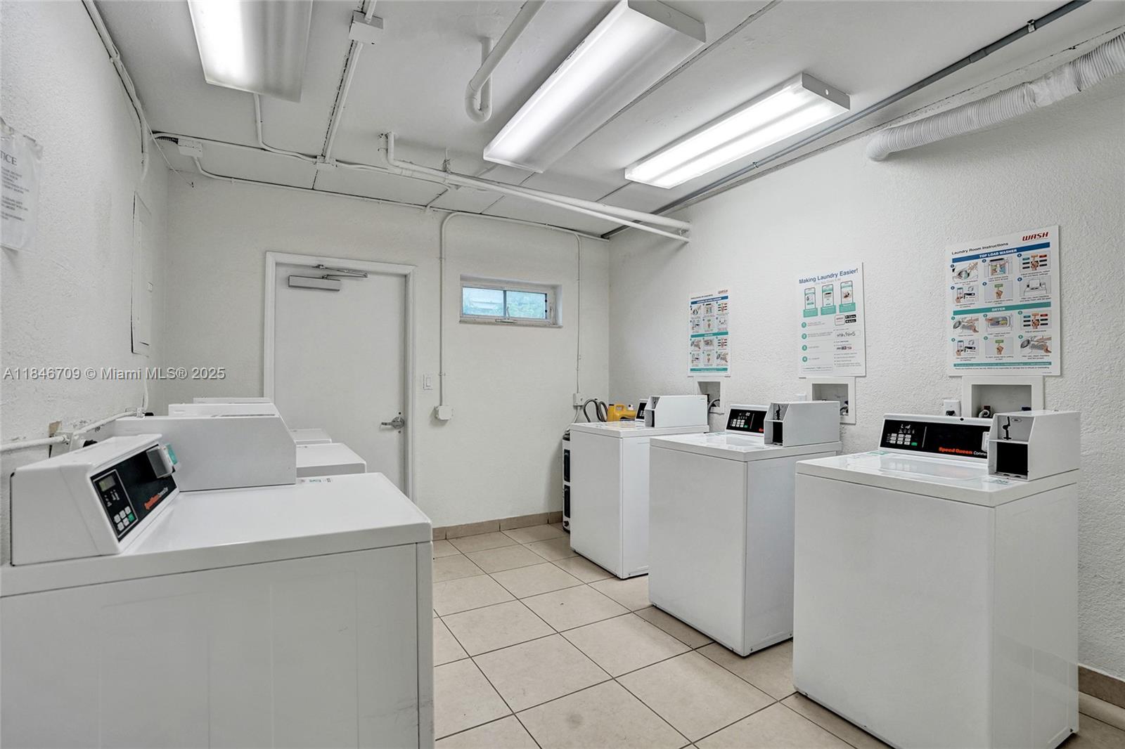 GULFSTREAM CONDO OF LAS O - Residential