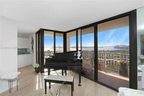 1000 Quayside Ter 1608 Miami FL 33138