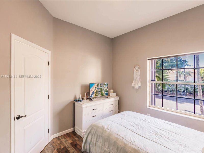 LAKES BY THE BAY SEC 8 - Residential