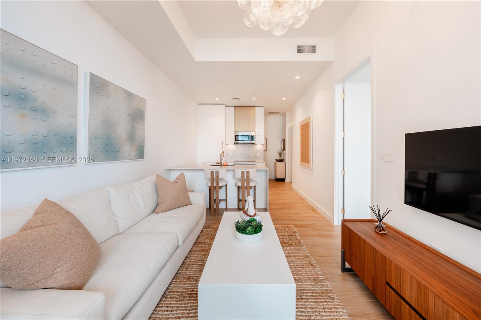 2655 S Bayshore Dr 1007