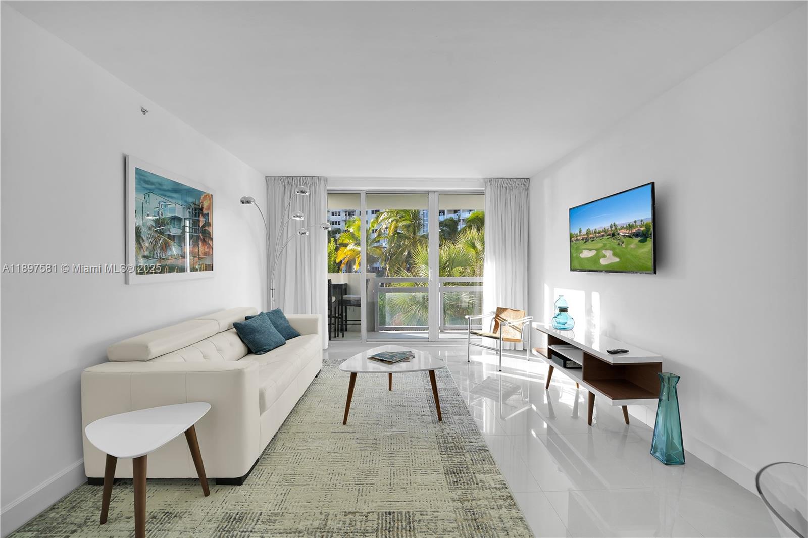 FLAMINGO SOUTH BEACH I CO - Residential Lease