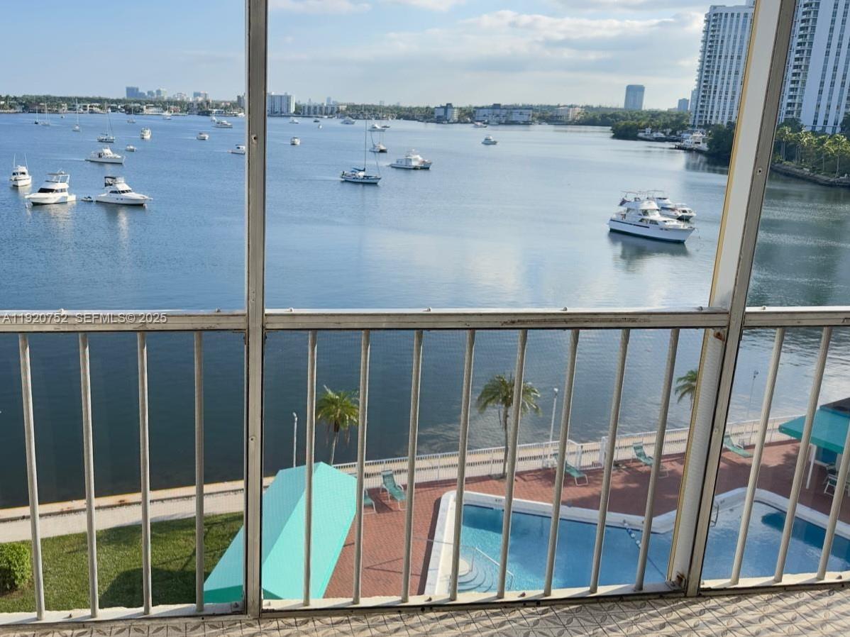 POINT EAST SEC III CONDO - Residential