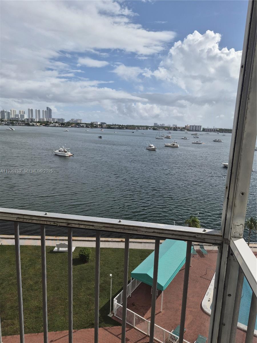 POINT EAST SEC III CONDO - Residential