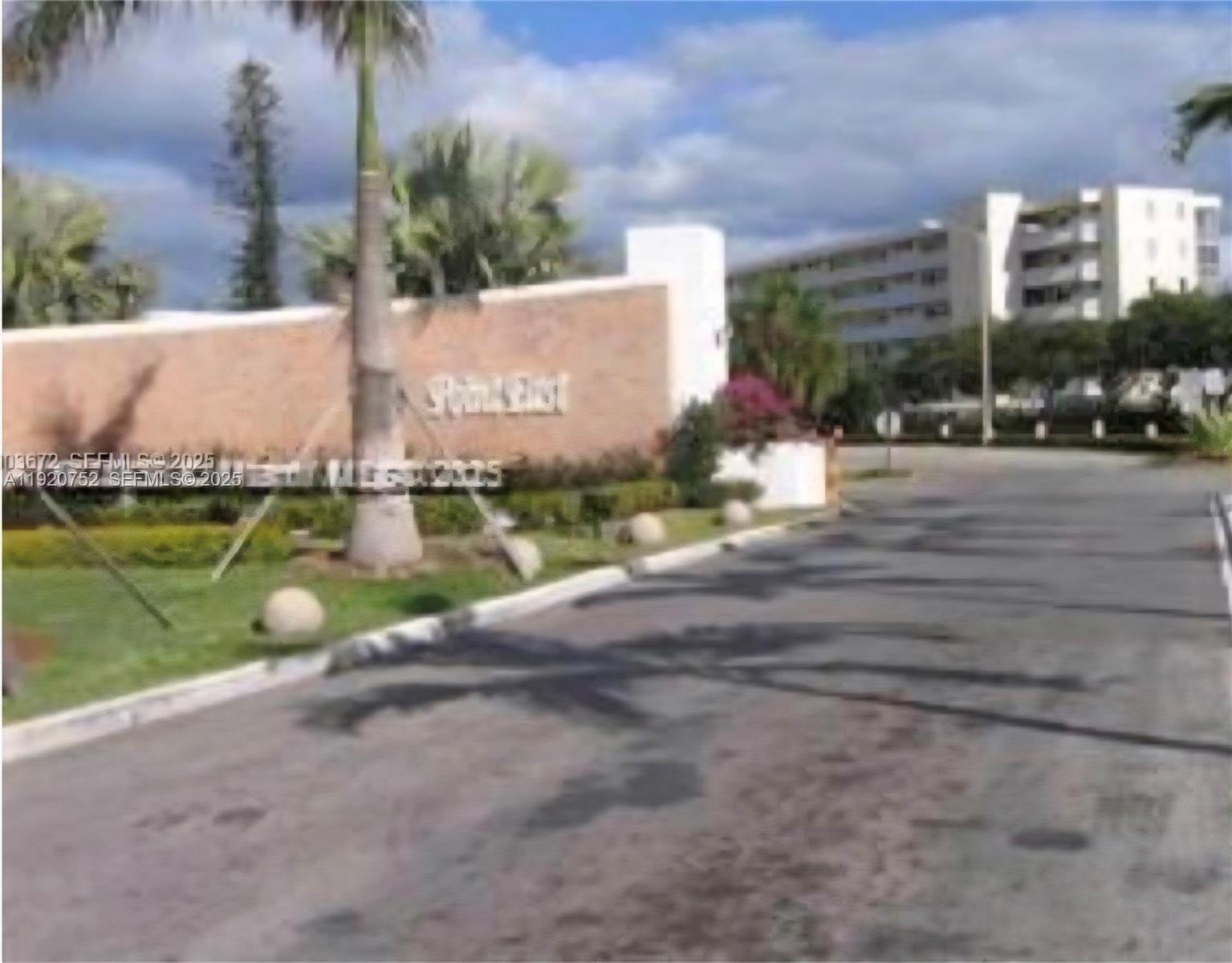 POINT EAST SEC III CONDO - Residential