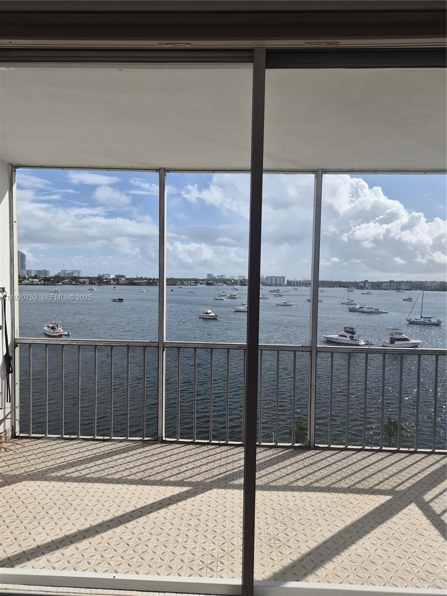 POINT EAST SEC III CONDO - Residential