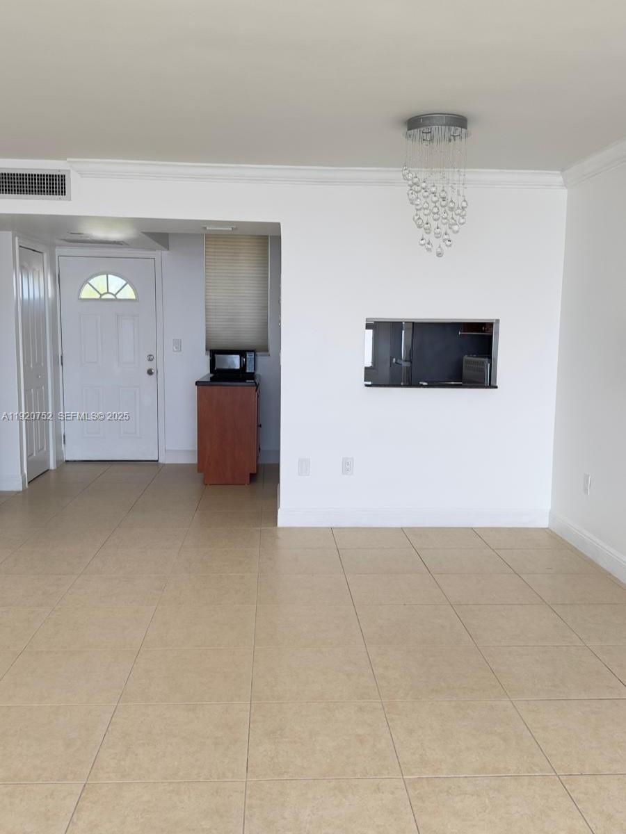 POINT EAST SEC III CONDO - Residential