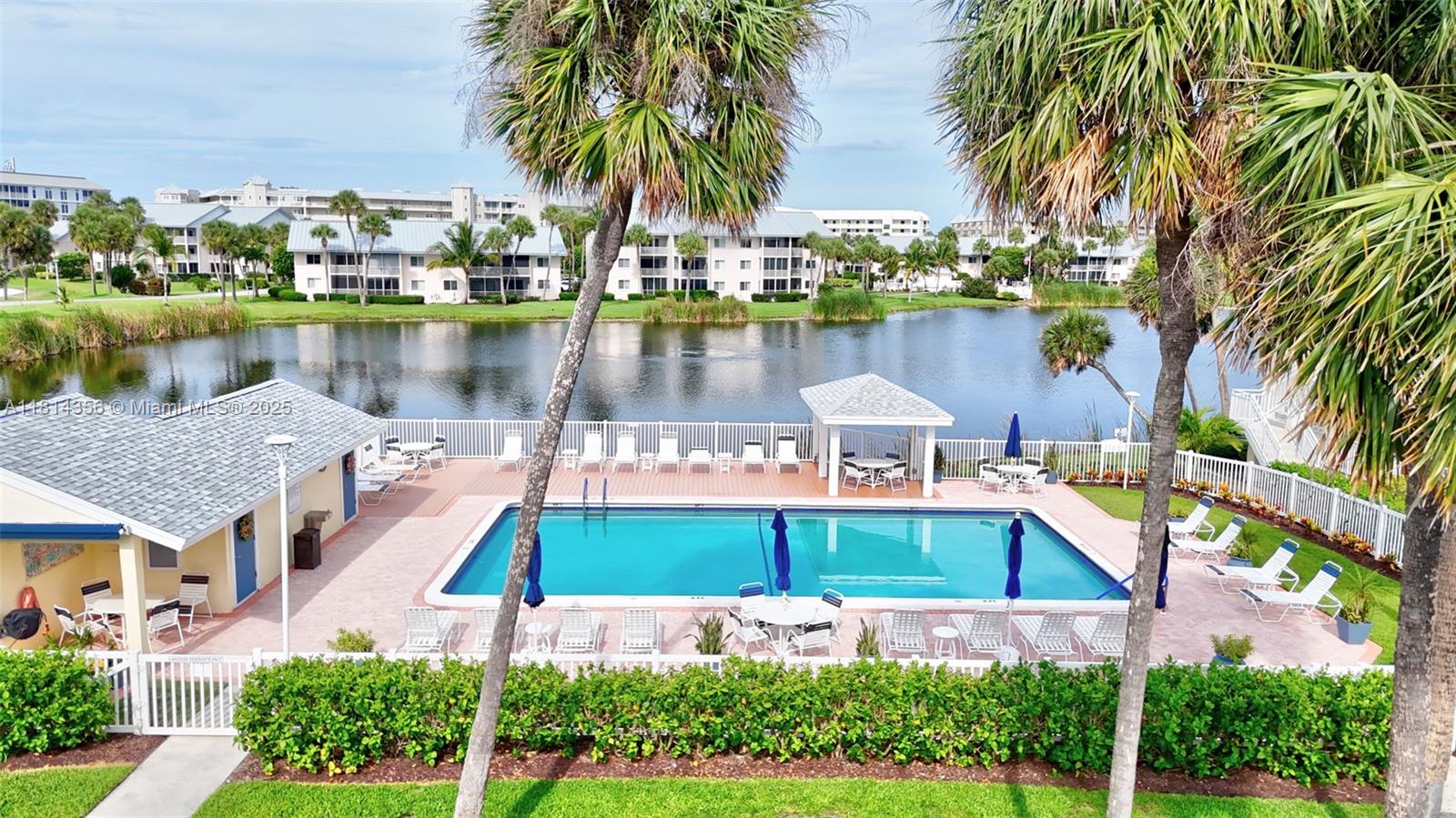 LAKESIDE CONDO - Residential