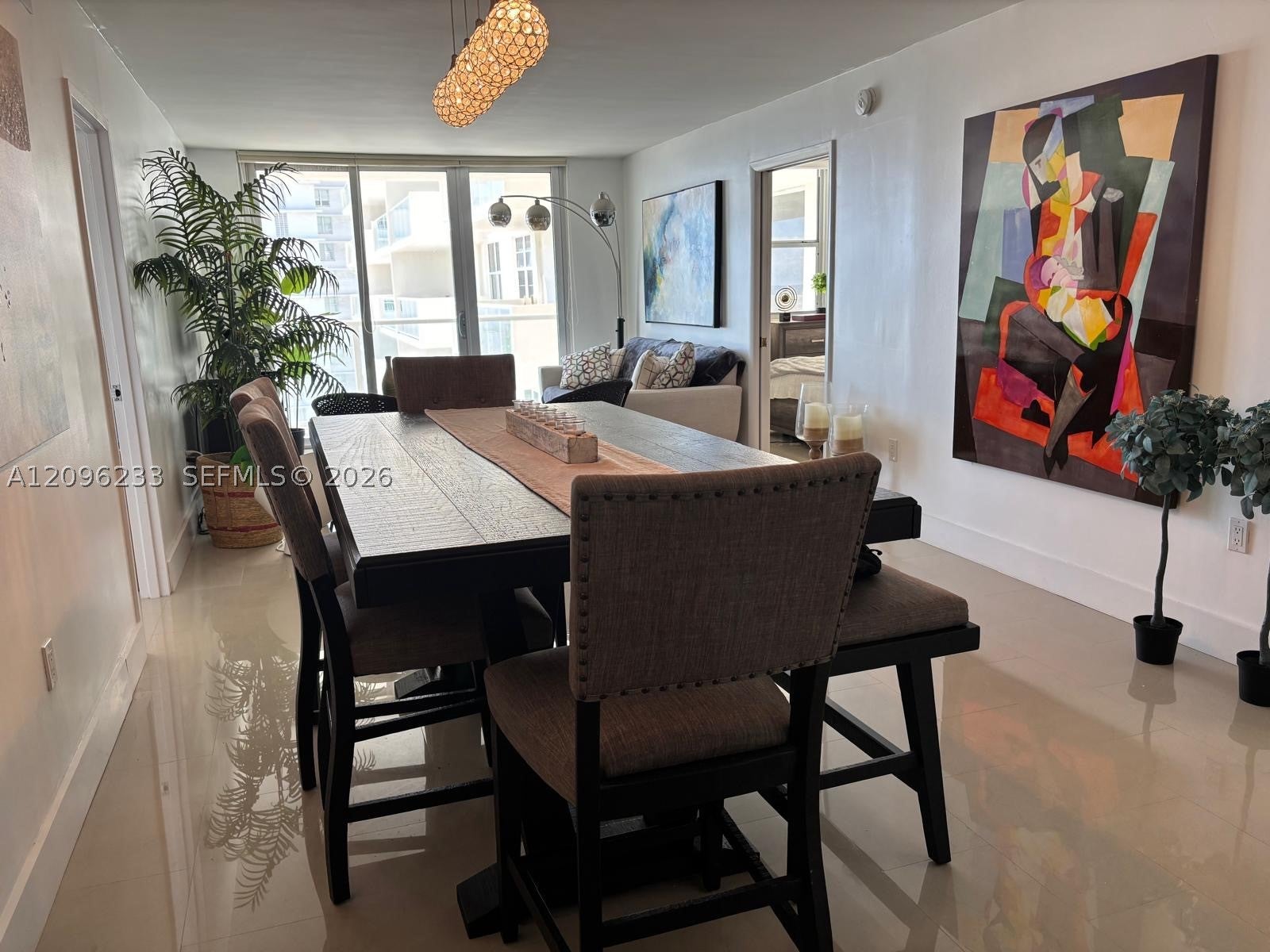 5701 Collins Ave 912