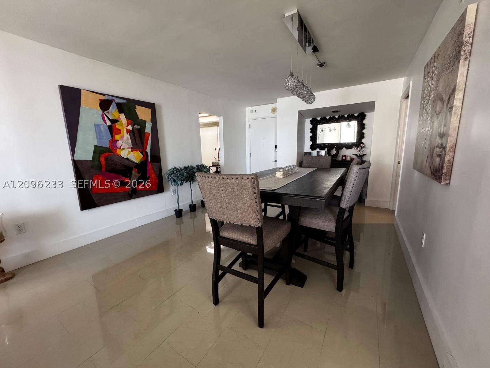 5701 Collins Ave 912