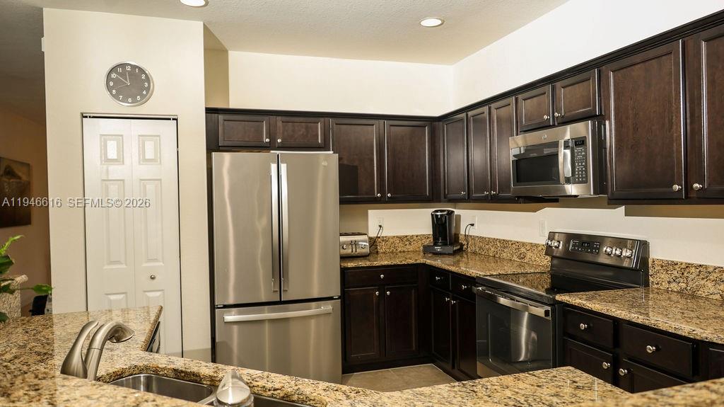 SILVER PALM EAST SEC TWO - Residential