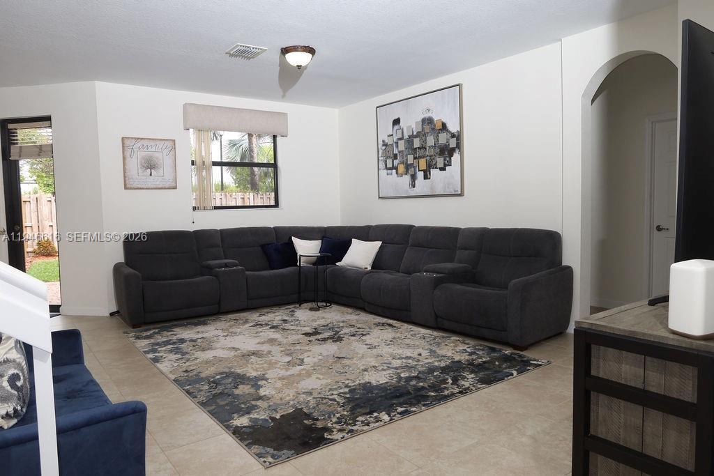 SILVER PALM EAST SEC TWO - Residential