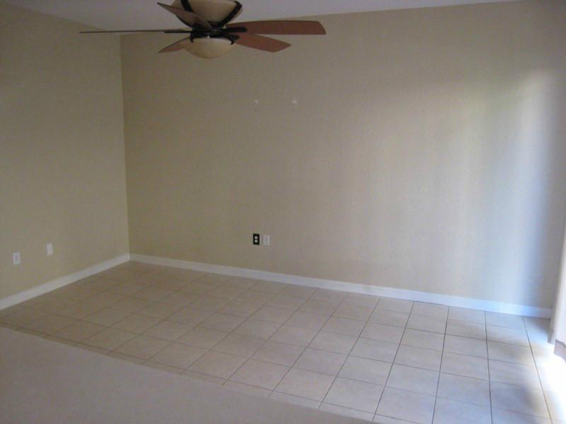 COURTS AT TUSCANY - Residential Lease