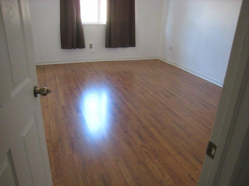 COURTS AT TUSCANY - Residential Lease