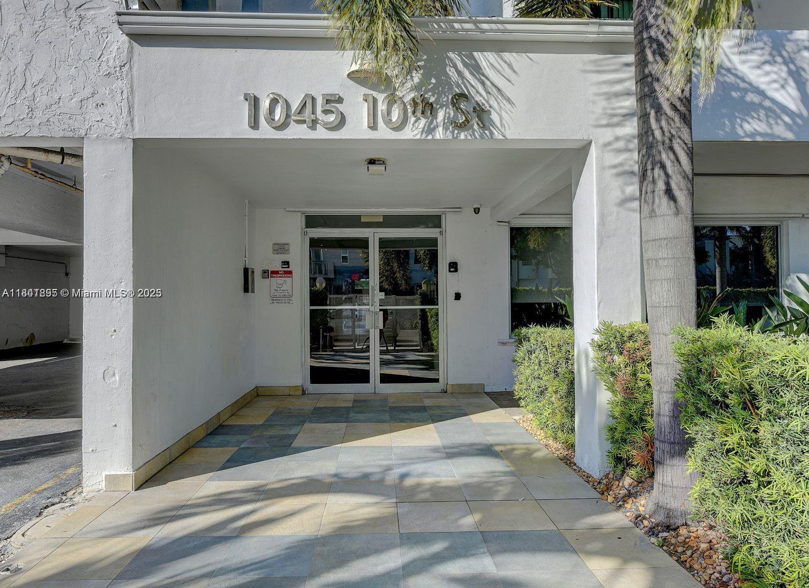 1045 10th St 907, Miami Beach FL 33139