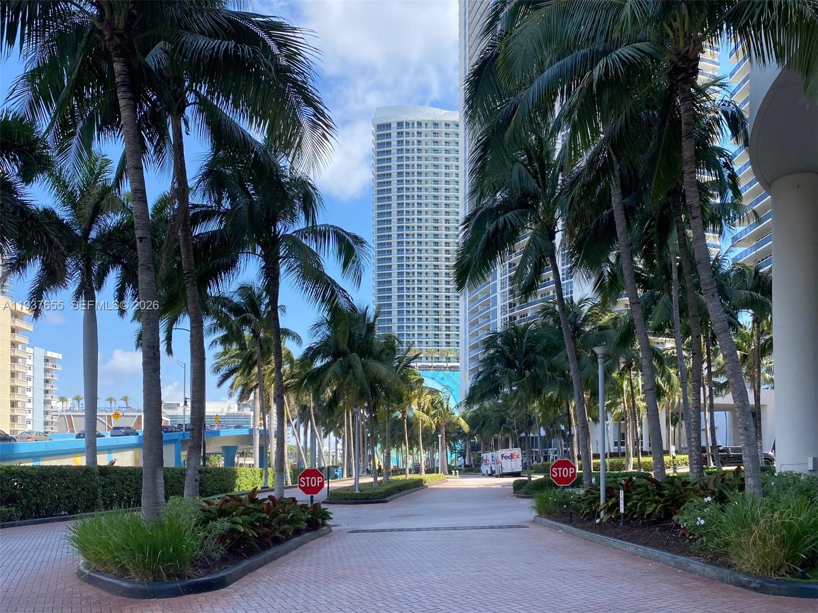 1850 S Ocean Dr 1004