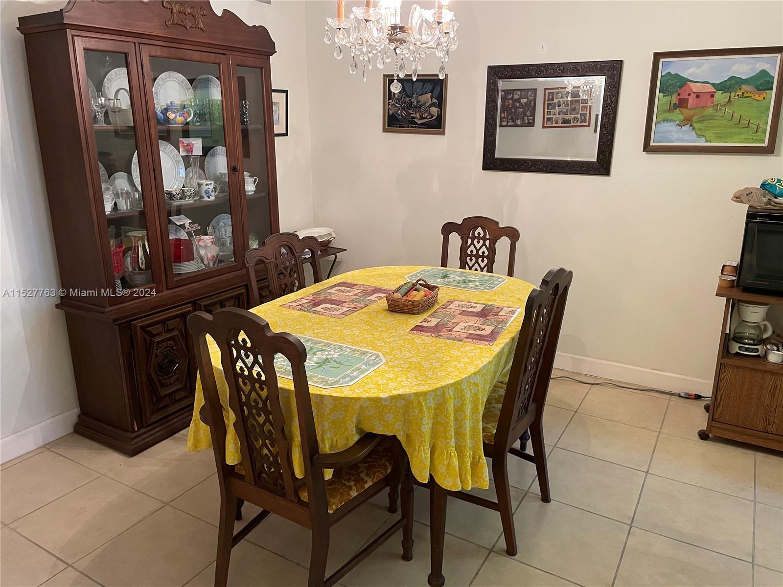 RO-MONT SOUTH CONDO E - Residential