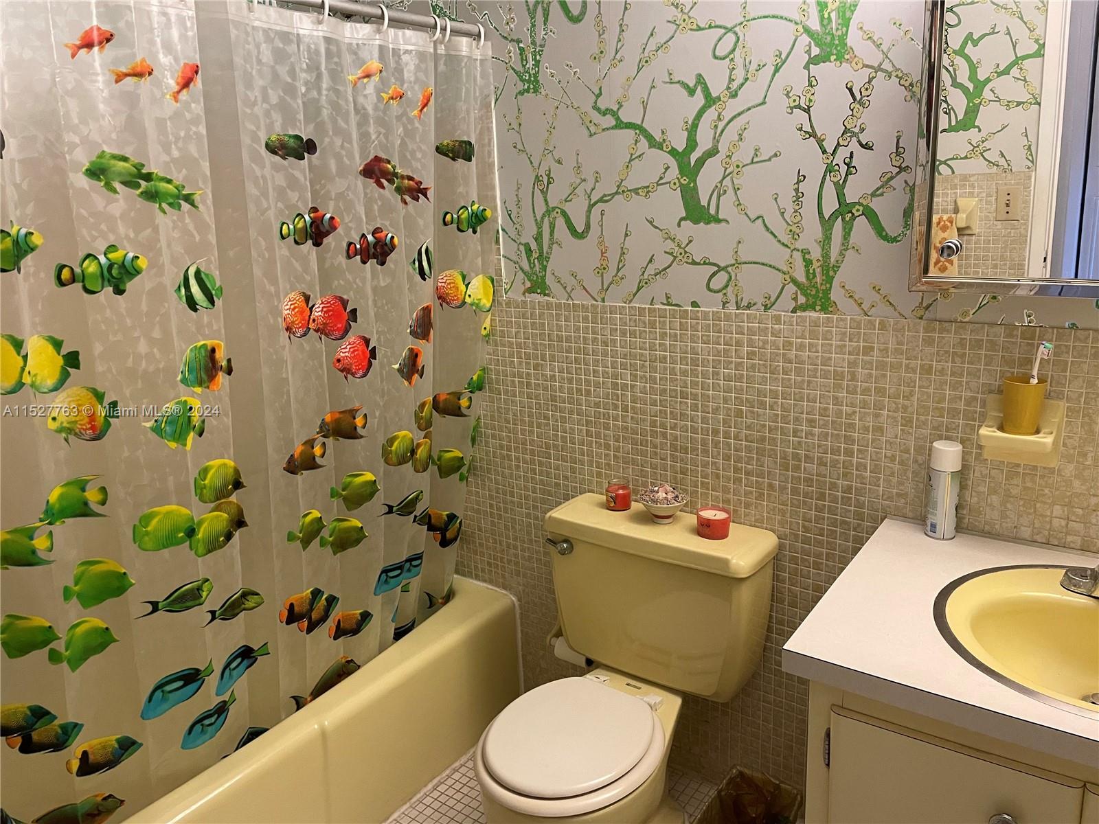 RO-MONT SOUTH CONDO E - Residential