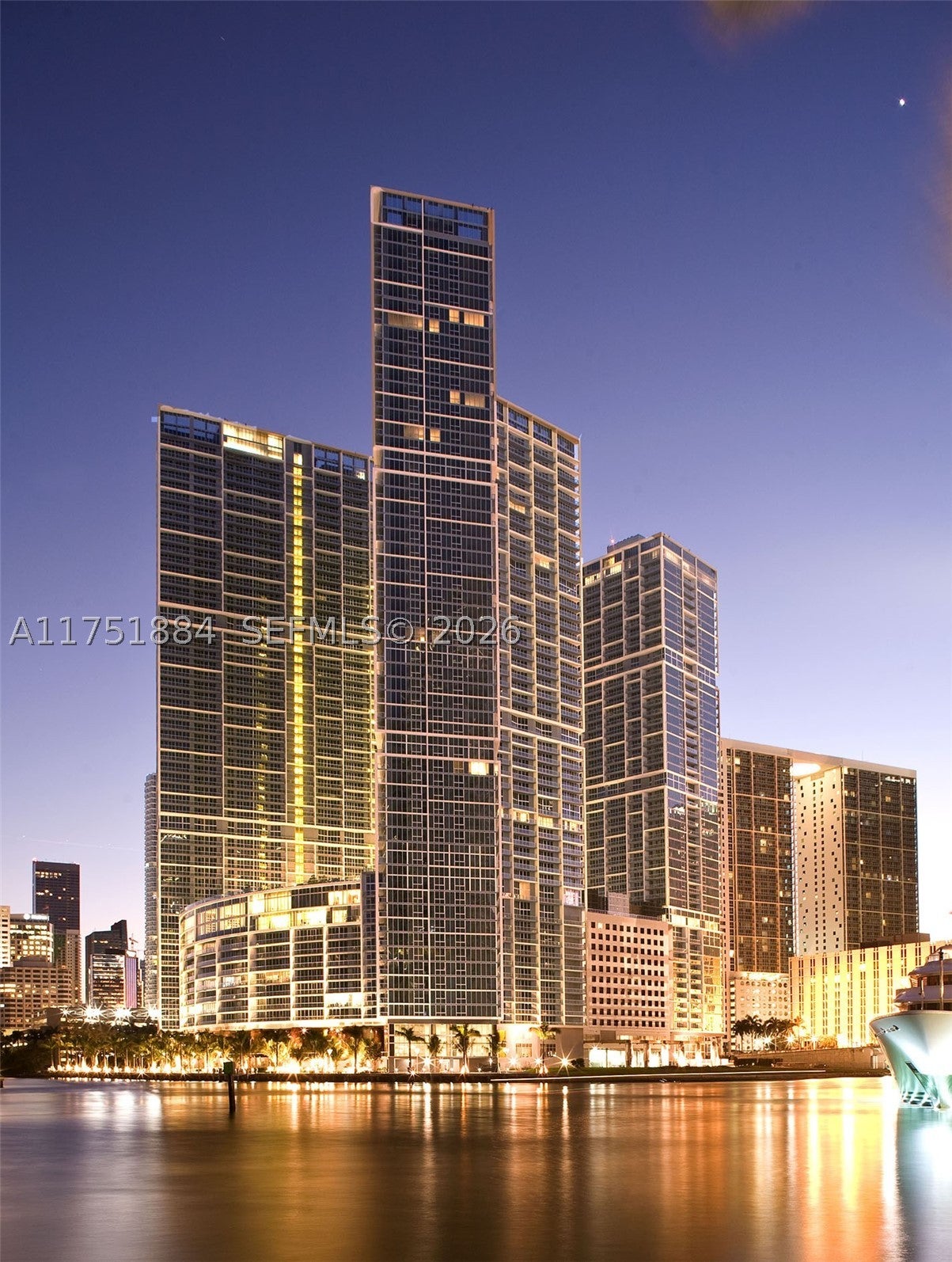 465 Brickell Ave 2405