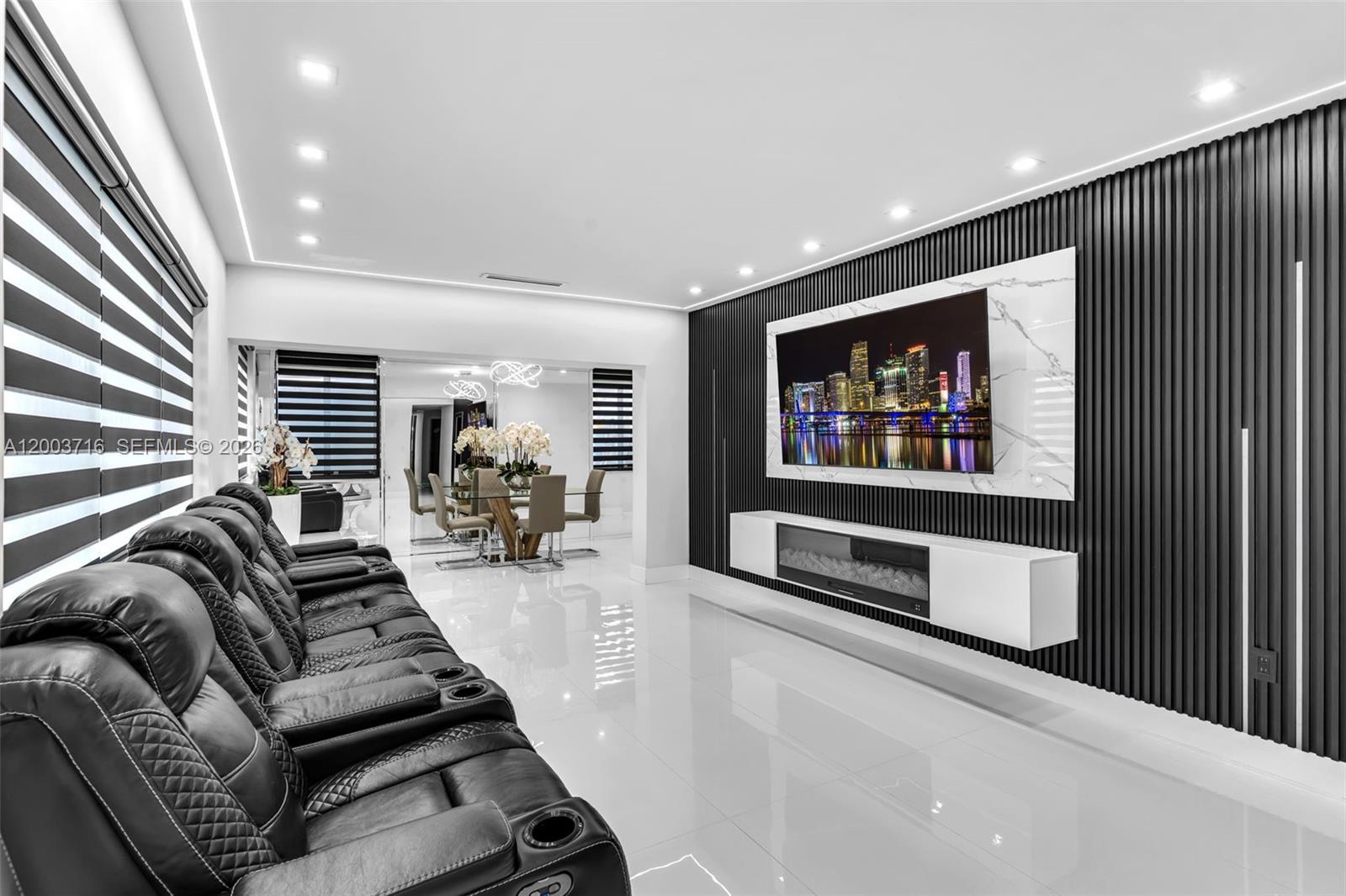 HIALEAH ESTATES - Residential