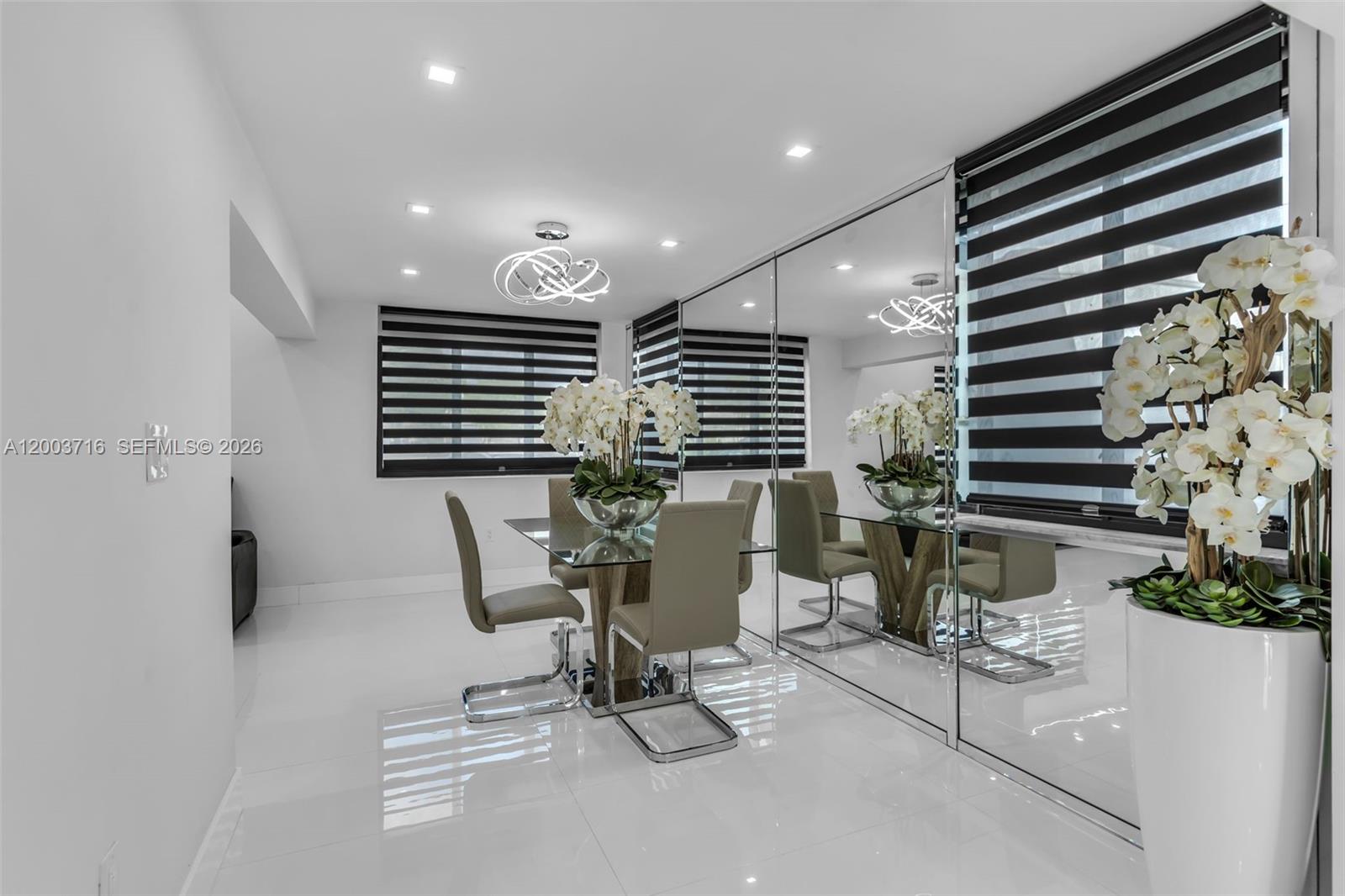 HIALEAH ESTATES - Residential