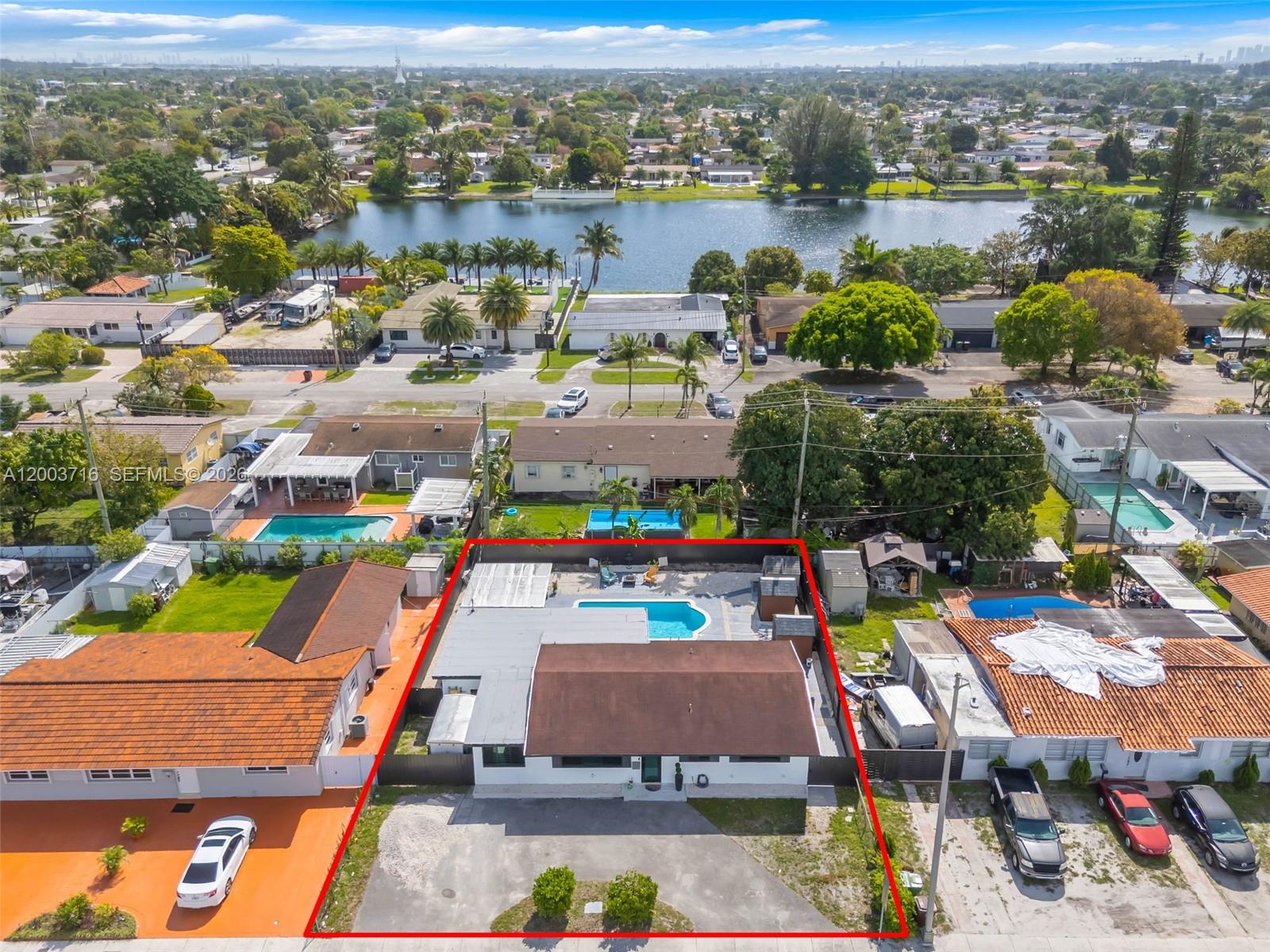 HIALEAH ESTATES - Residential