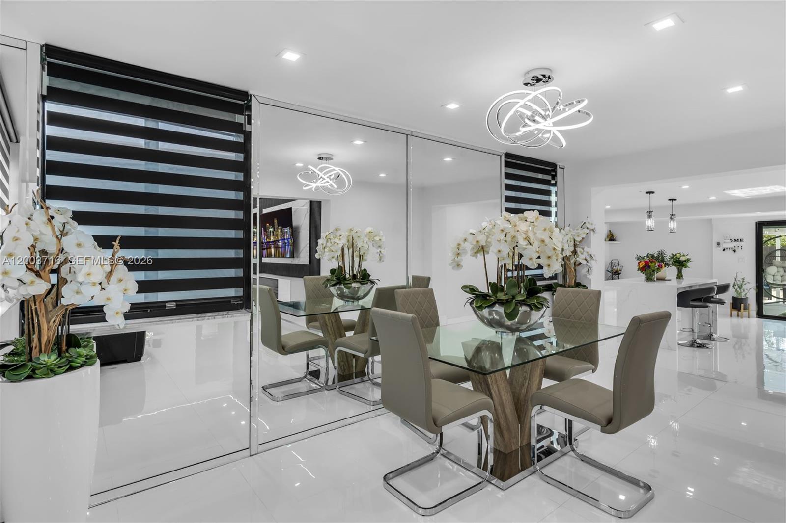 HIALEAH ESTATES - Residential