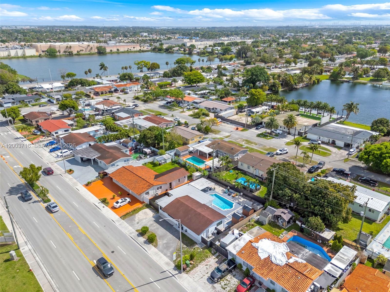 HIALEAH ESTATES - Residential