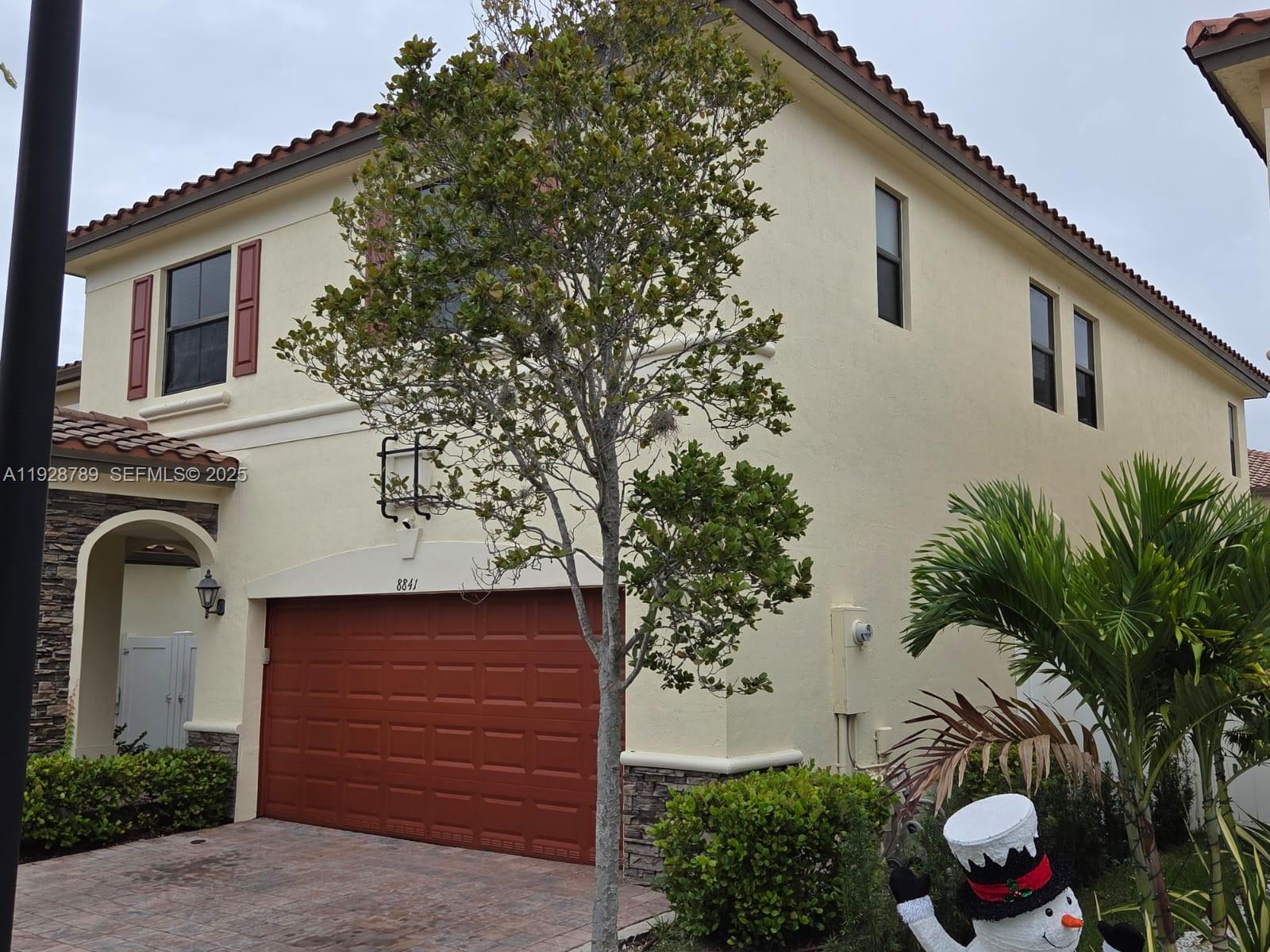 BELLAGIO - Residential Lease