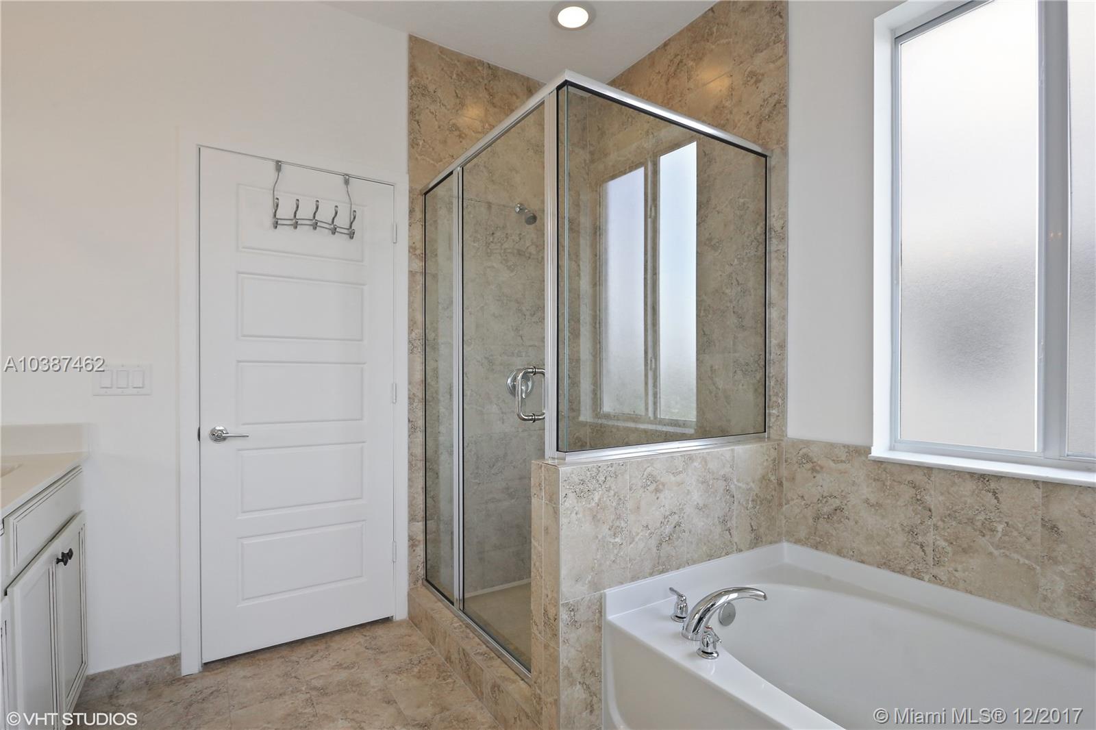 VENETIAN PARC WEST - Residential Lease