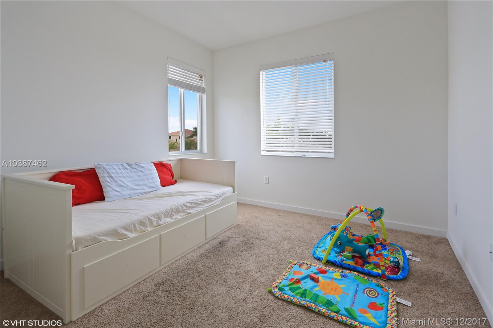 VENETIAN PARC WEST - Residential Lease