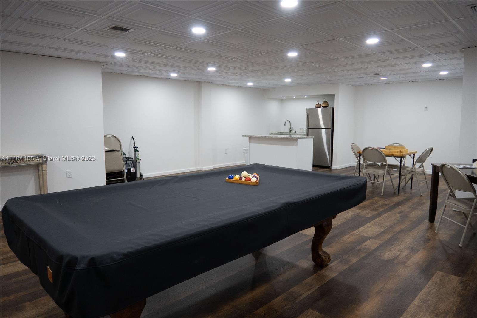 RACQUET CLUB OF KENDALE L - Residential