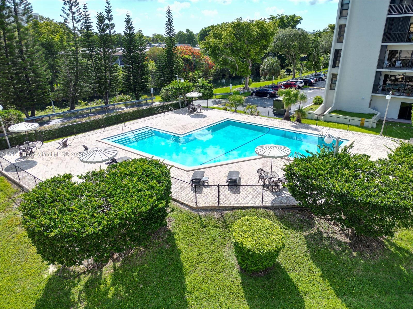 RACQUET CLUB OF KENDALE L - Residential