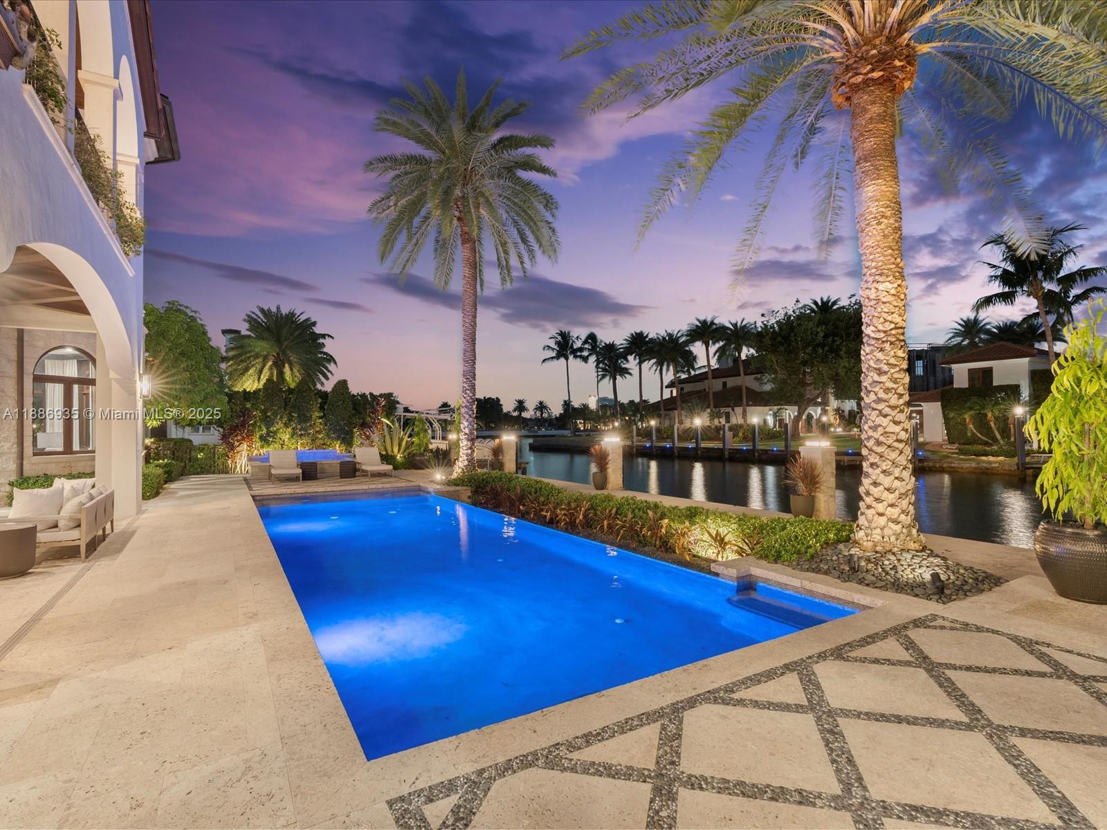 RIVIERA - Residential