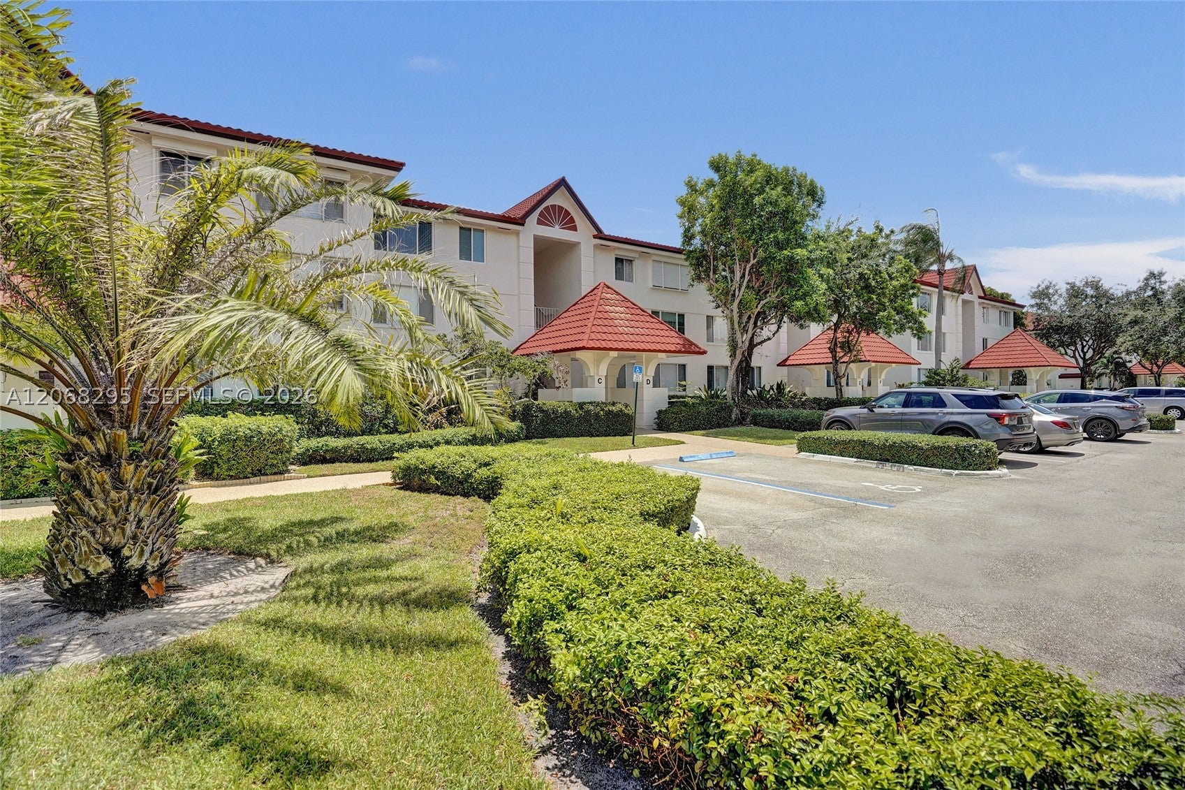 102 Half Moon Cir C3